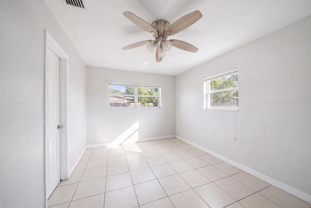 130 NE 21ST COURT Pompano Beach, FL 33060