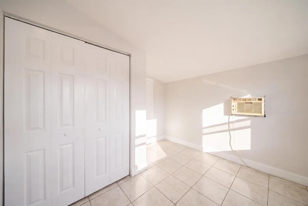 130 NE 21ST COURT Pompano Beach, FL 33060