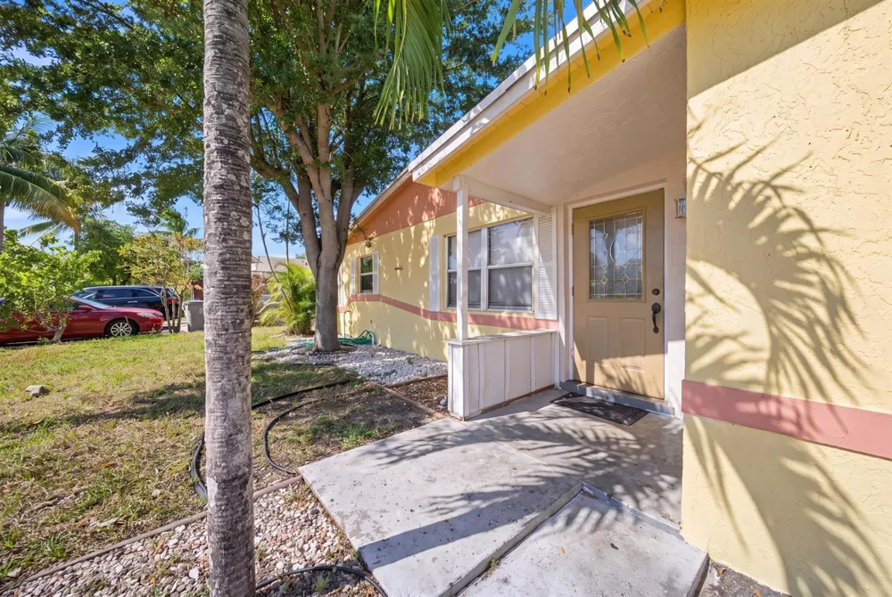 130 NE 21ST COURT Pompano Beach, FL 33060