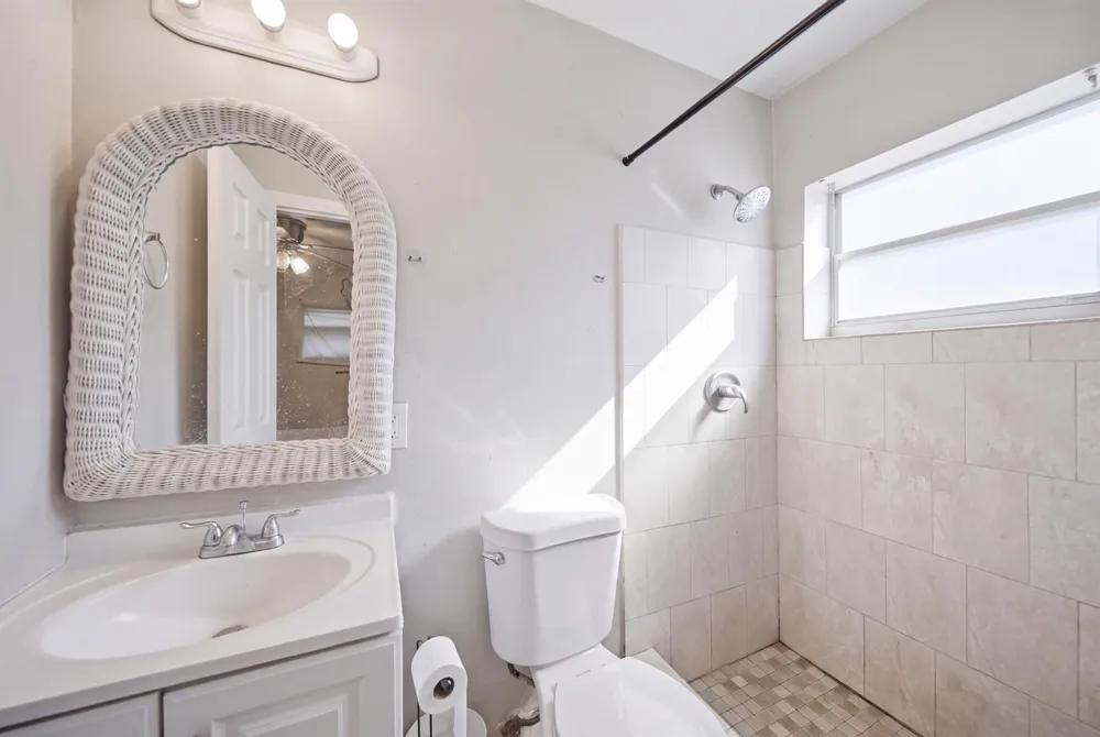 130 NE 21ST COURT Pompano Beach, FL 33060