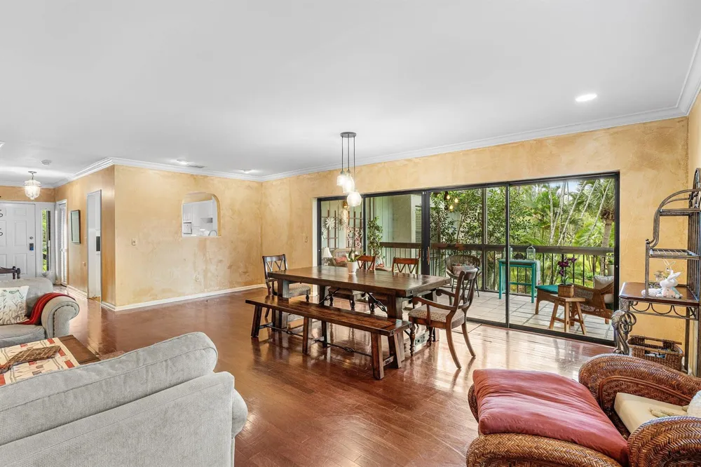 13329 Polo Club Road #206 Wellington, FL 33414