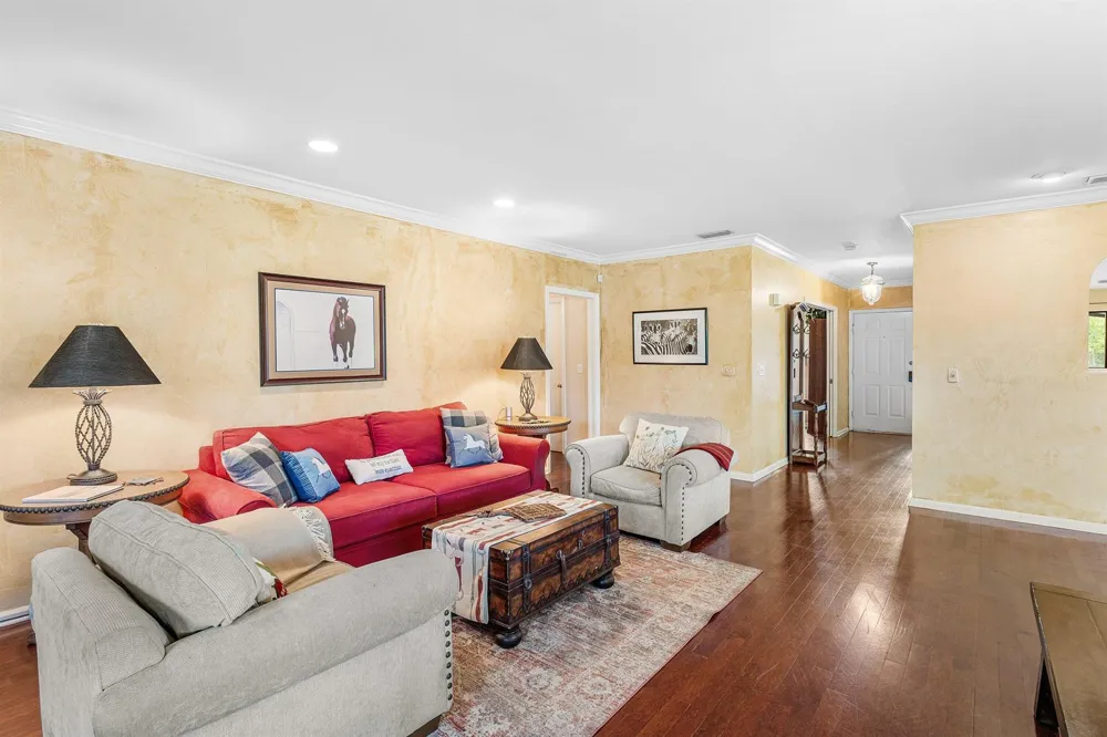 13329 Polo Club Road #206 Wellington, FL 33414