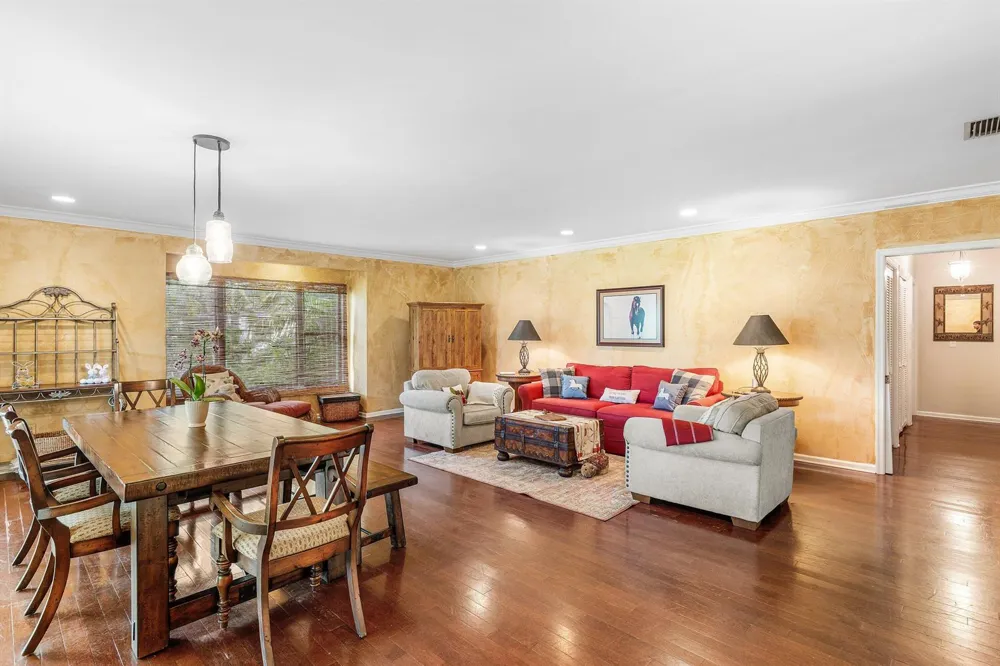 13329 Polo Club Road #206 Wellington, FL 33414
