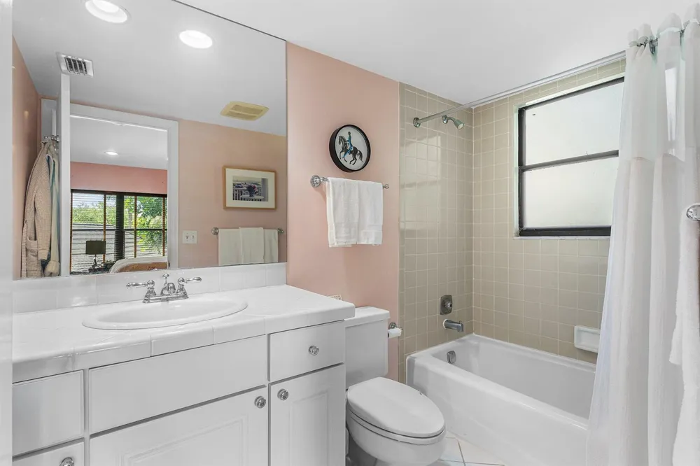 13329 Polo Club Road #206 Wellington, FL 33414