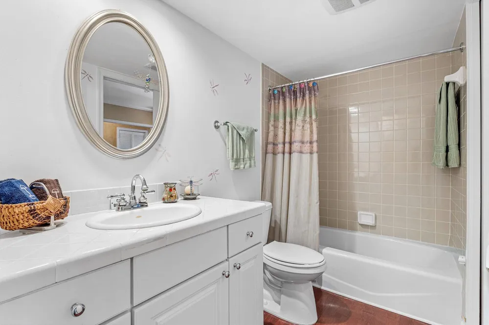 13329 Polo Club Road #206 Wellington, FL 33414