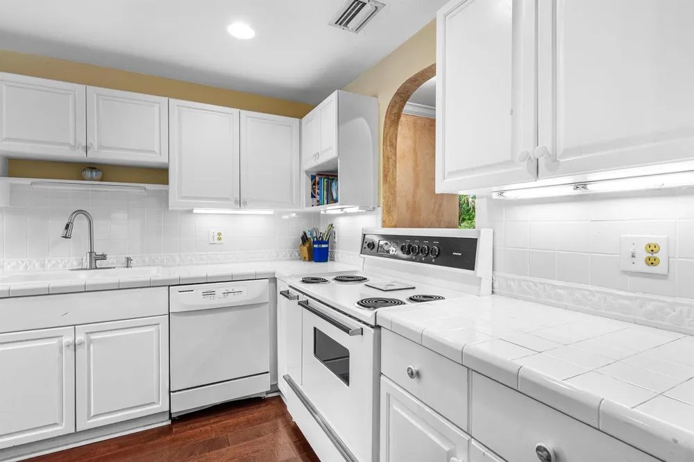 13329 Polo Club Road #206 Wellington, FL 33414