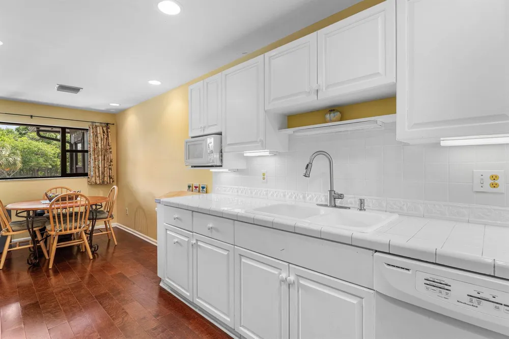 13329 Polo Club Road #206 Wellington, FL 33414