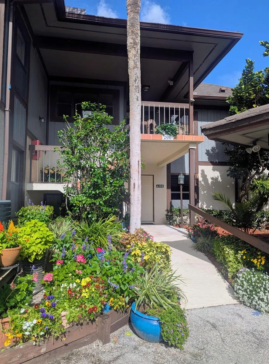 13329 Polo Club Road #206 Wellington, FL 33414