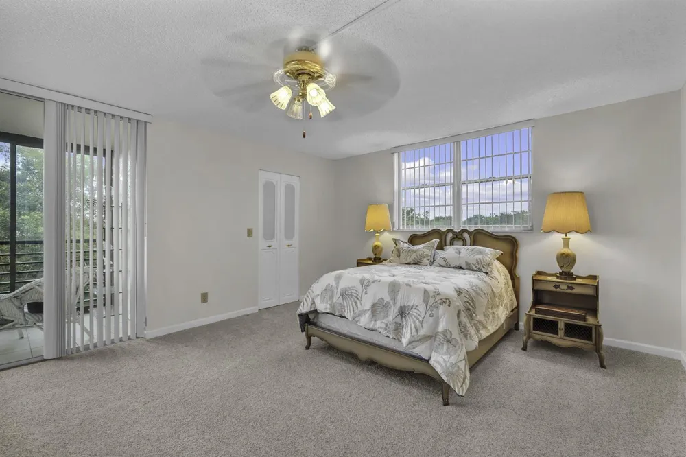 3231 Holiday Springs Boulevard #306 Margate, FL 33063