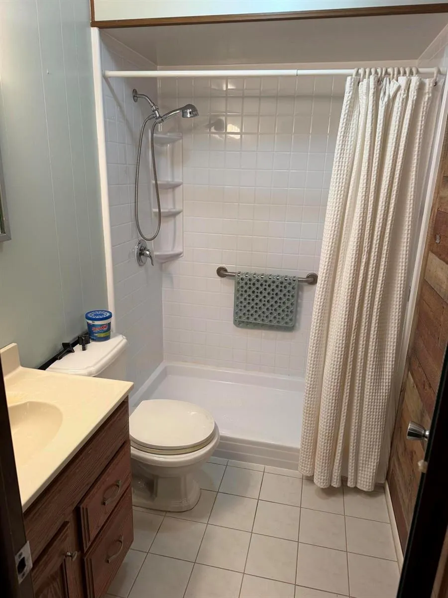 1930 SW 85TH AVENUE Davie, FL 33324