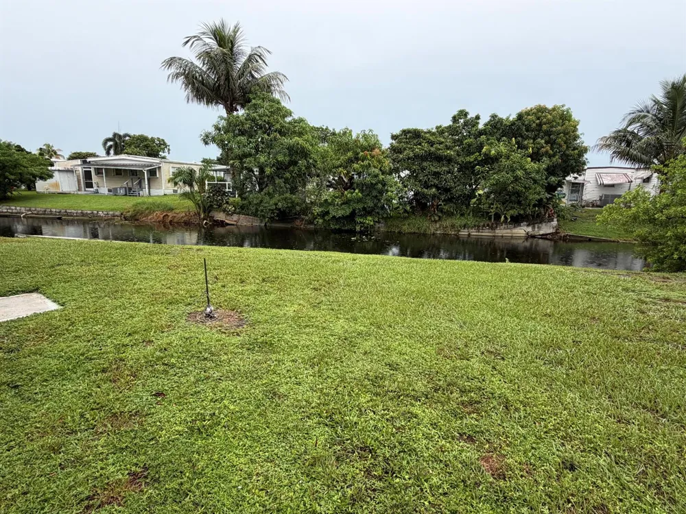 1930 SW 85TH AVENUE Davie, FL 33324