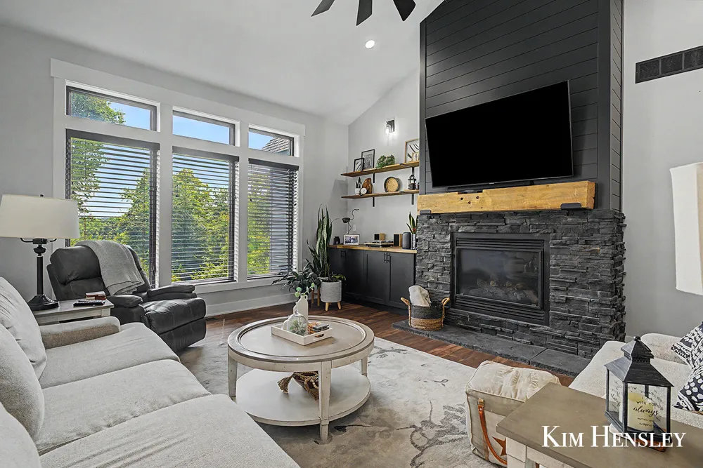 12618 Ridgedale Drive Allendale Charter Township, MI 49401