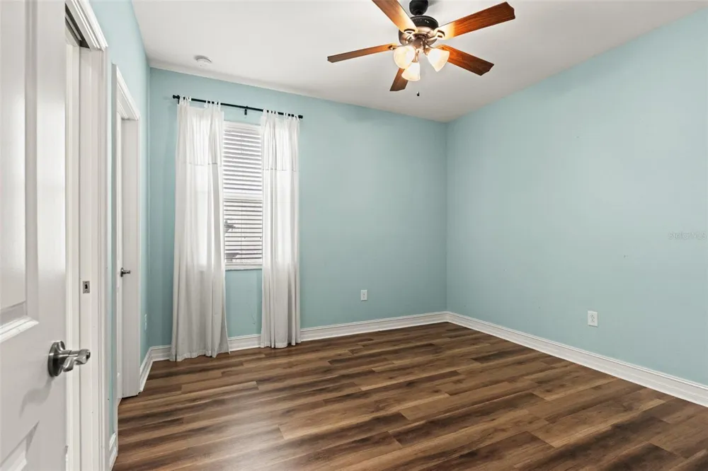 16361 HYDE MANOR DRIVE Tampa, FL 33647
