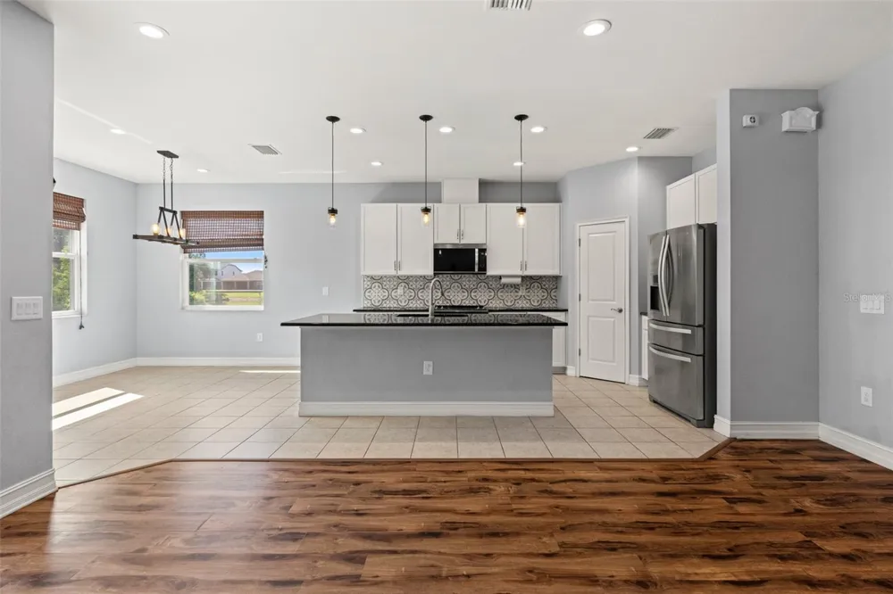 16361 HYDE MANOR DRIVE Tampa, FL 33647