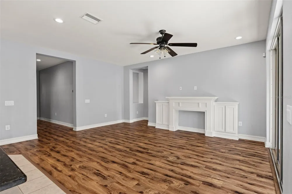 16361 HYDE MANOR DRIVE Tampa, FL 33647