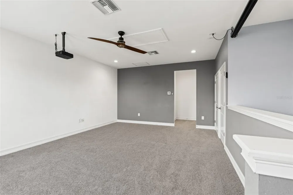 16361 HYDE MANOR DRIVE Tampa, FL 33647