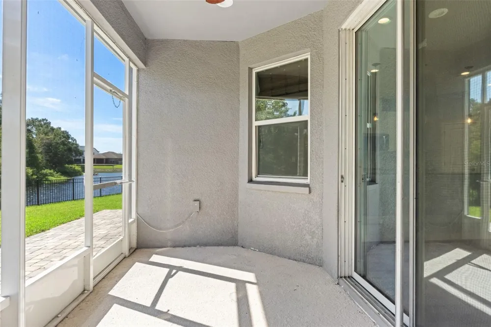16361 HYDE MANOR DRIVE Tampa, FL 33647