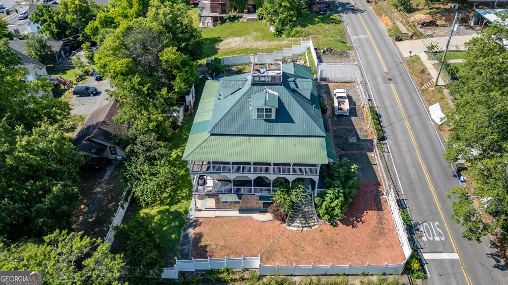 209 E Hagen ST E Dalton, GA 30721