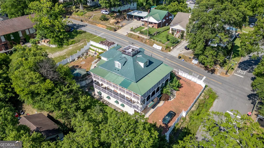 209 E Hagen ST E Dalton, GA 30721