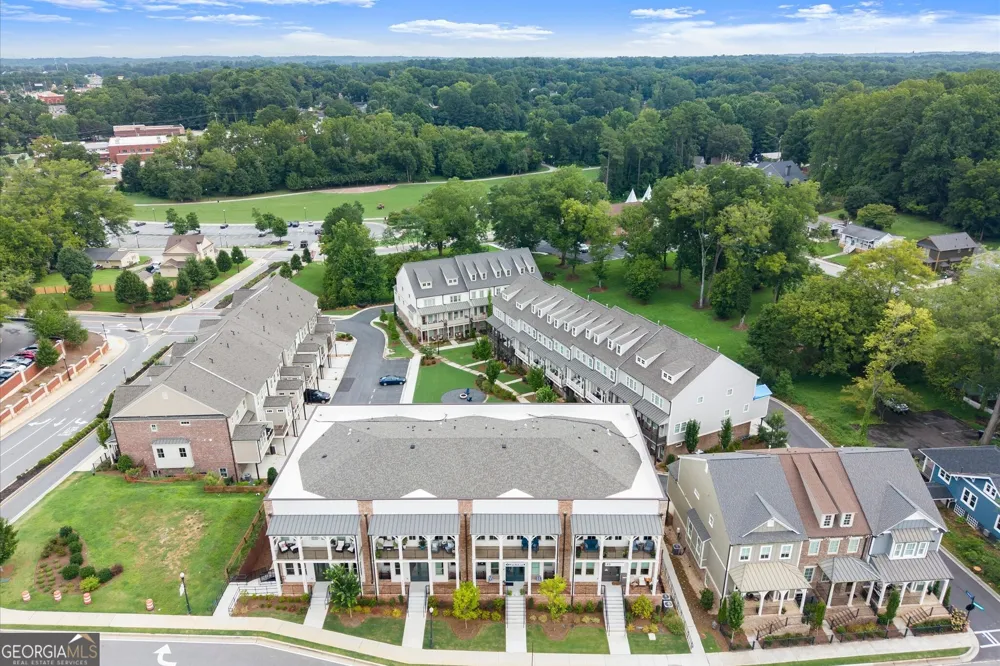 4209 Legacy LN Acworth, GA 30101