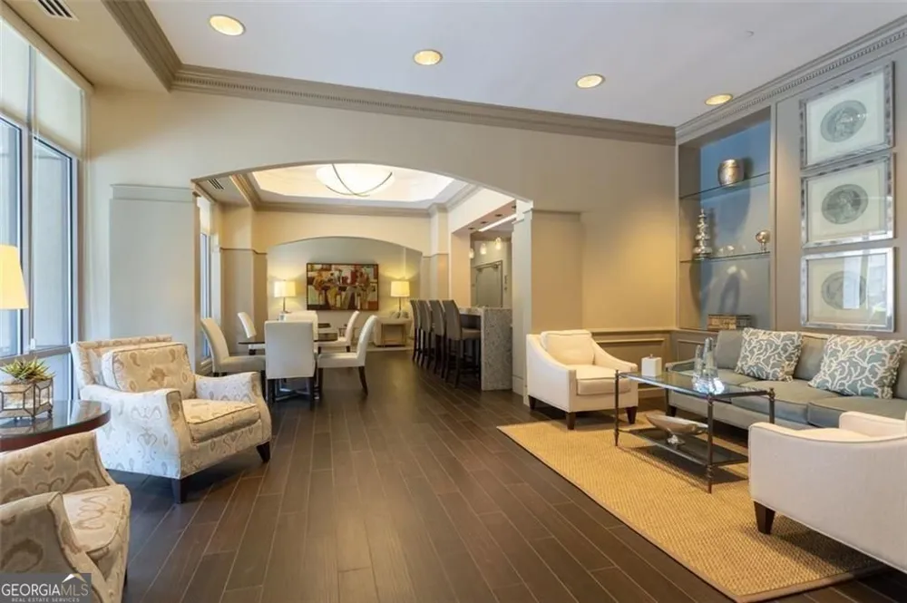 3475 Oak Valley RD Atlanta, GA 30326