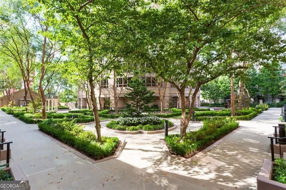 3475 Oak Valley RD Atlanta, GA 30326