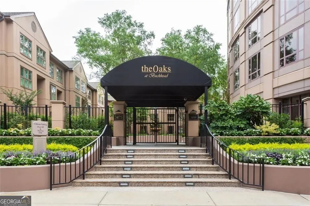 3475 Oak Valley RD Atlanta, GA 30326