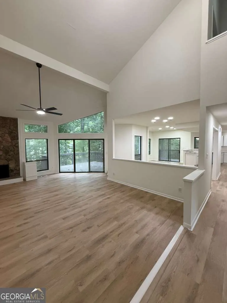 352 N Peak DR Alpharetta, GA 30022
