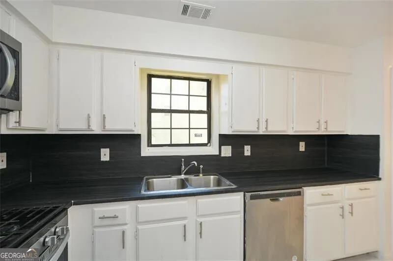 160 Timber Creek LN SW Marietta, GA 30060