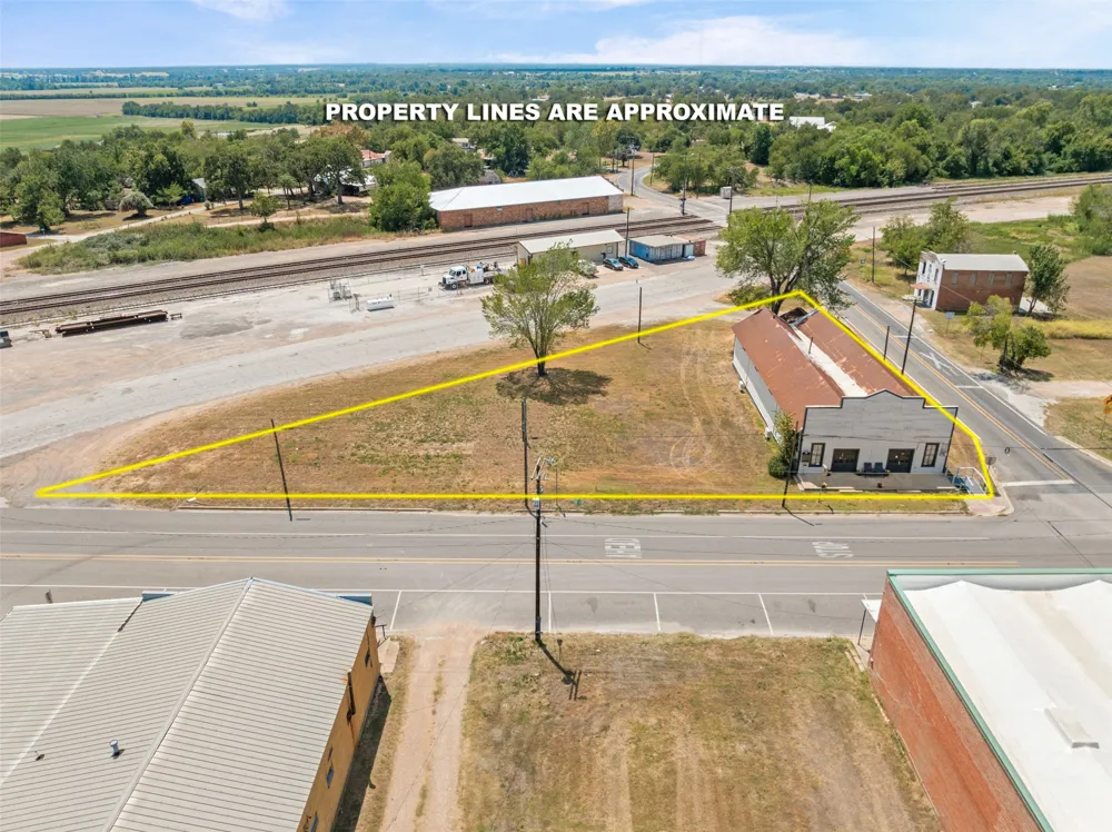 413 W Batte Street Cameron, TX 76520