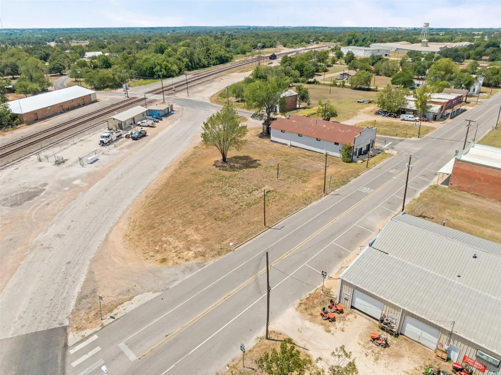 413 W Batte Street Cameron, TX 76520