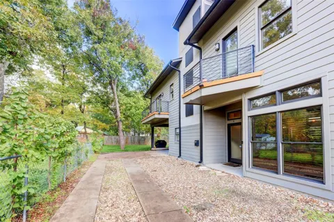 602 W N Loop Boulevard #B