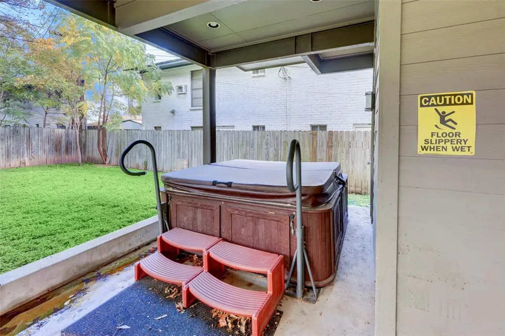 602 W N Loop Boulevard #B Austin, TX 78751