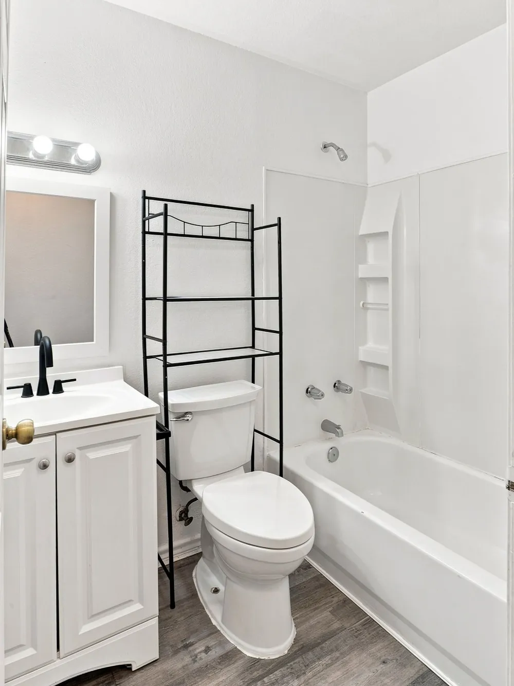 1303 Lovers Lane Bastrop, TX 78602