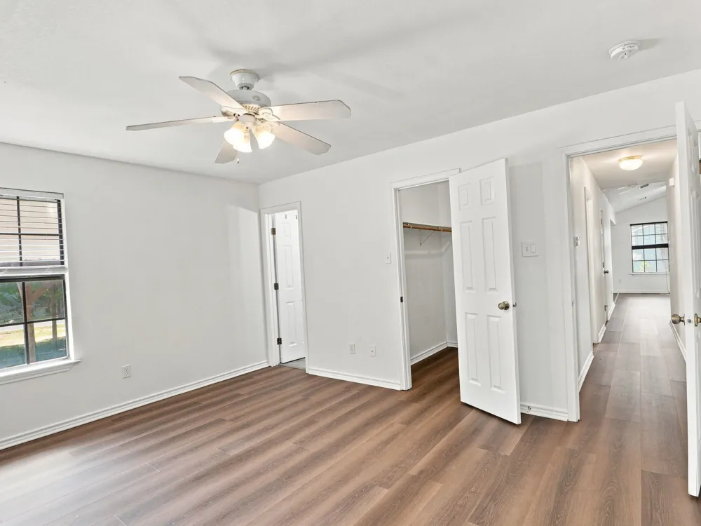 1303 Lovers Lane Bastrop, TX 78602