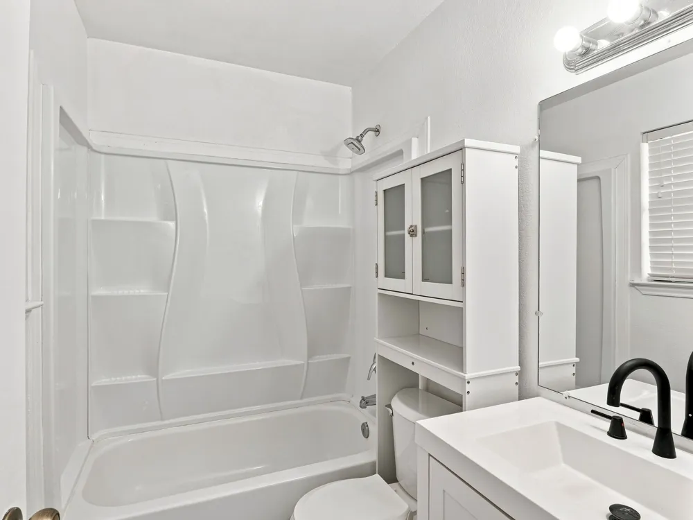 1303 Lovers Lane Bastrop, TX 78602
