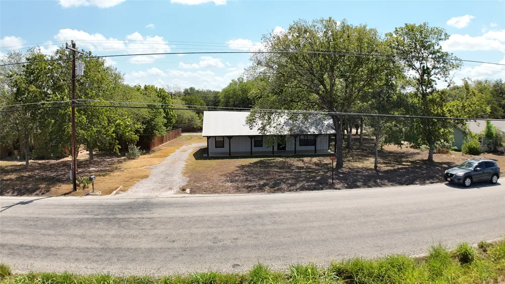 1303 Lovers Lane Bastrop, TX 78602