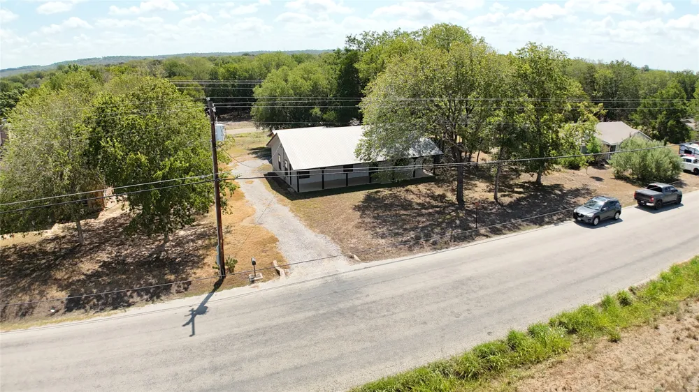 1303 Lovers Lane Bastrop, TX 78602