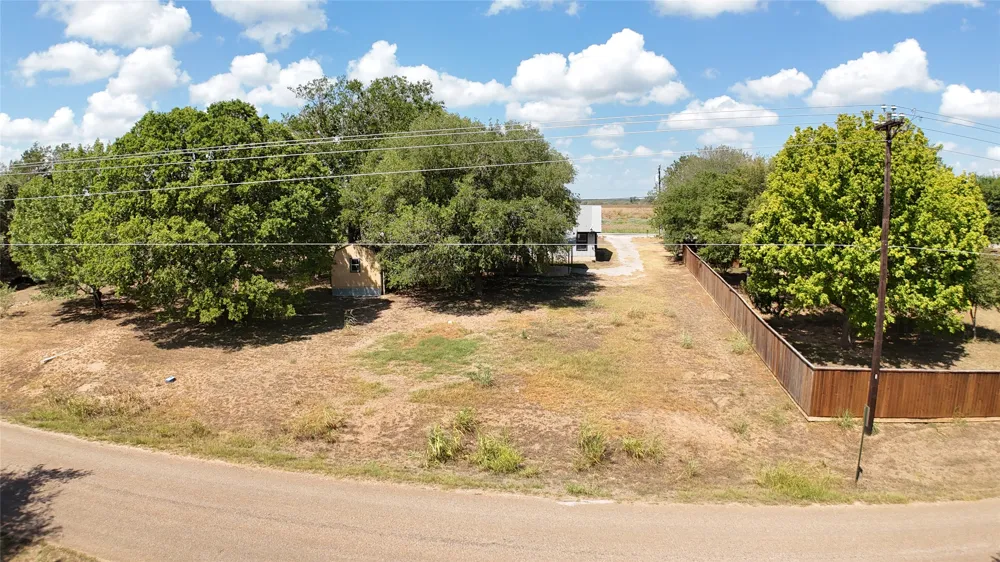 1303 Lovers Lane Bastrop, TX 78602