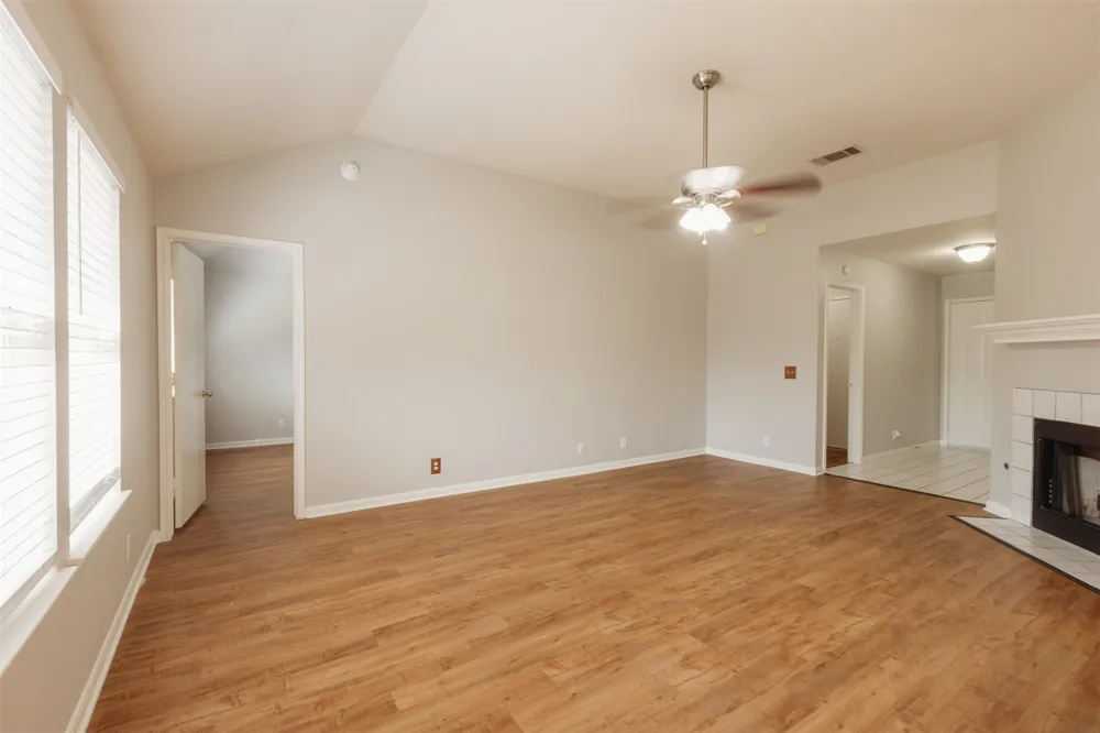 704 Red River Lane Leander, TX 78641