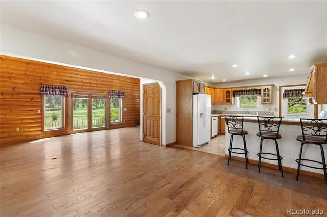 2401 Lakemoor Drive Florissant, CO 80816