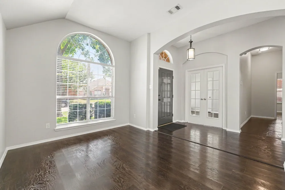 5528 Green Hollow Lane The Colony, TX 75056