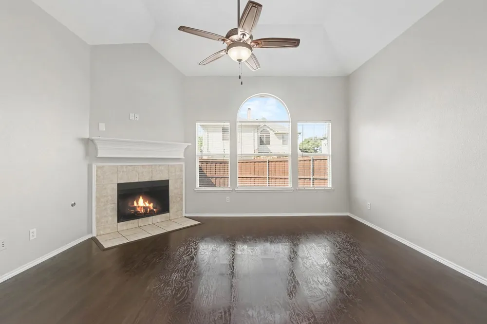 5528 Green Hollow Lane The Colony, TX 75056