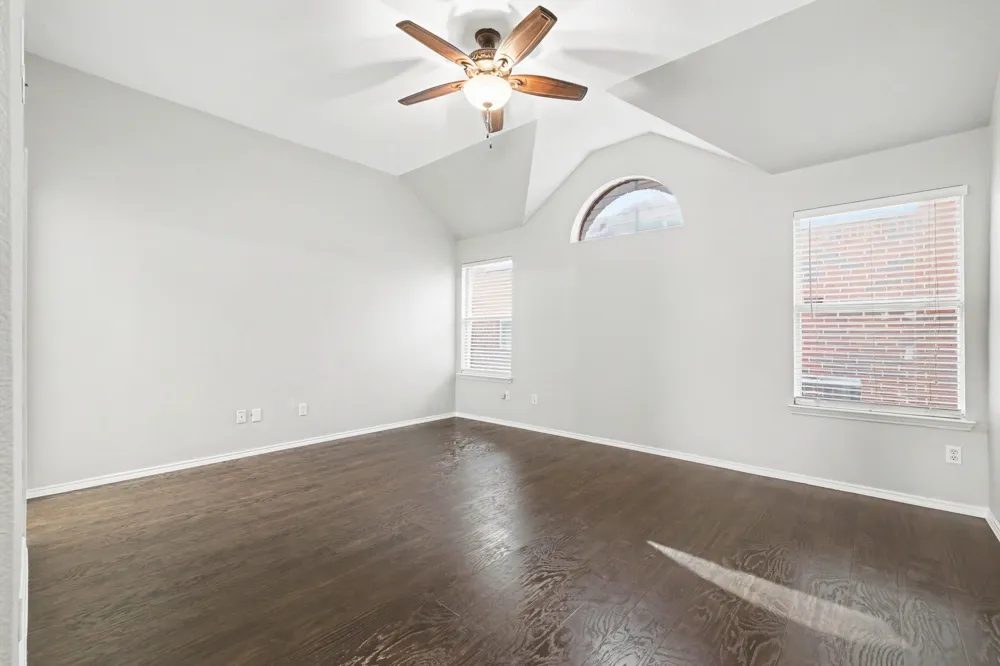 5528 Green Hollow Lane The Colony, TX 75056