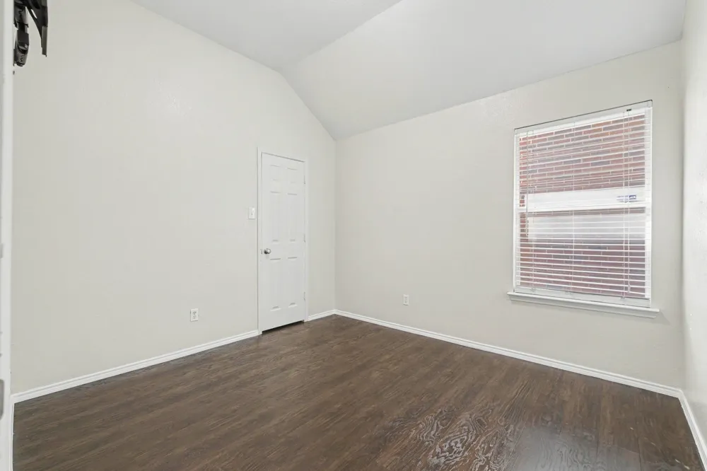 5528 Green Hollow Lane The Colony, TX 75056