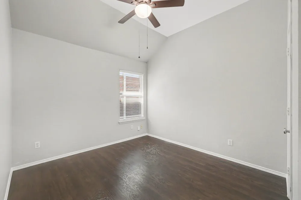 5528 Green Hollow Lane The Colony, TX 75056