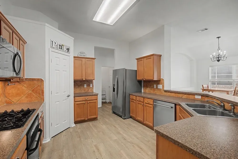 9912 Lamberton Terrace Fort Worth, TX 76244