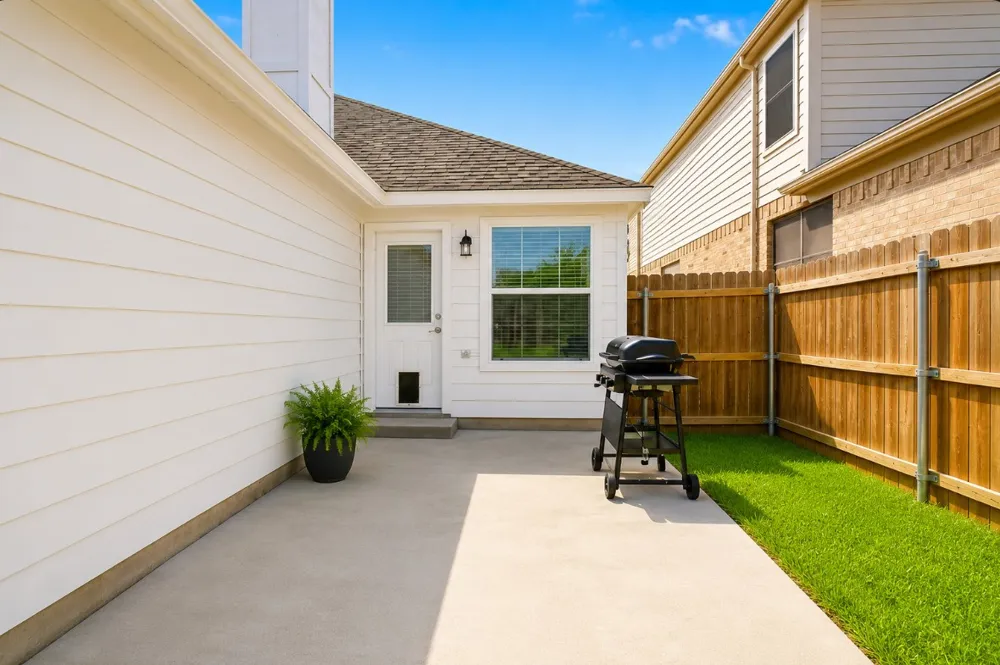 9912 Lamberton Terrace Fort Worth, TX 76244