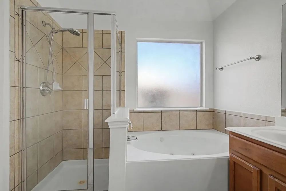 9912 Lamberton Terrace Fort Worth, TX 76244
