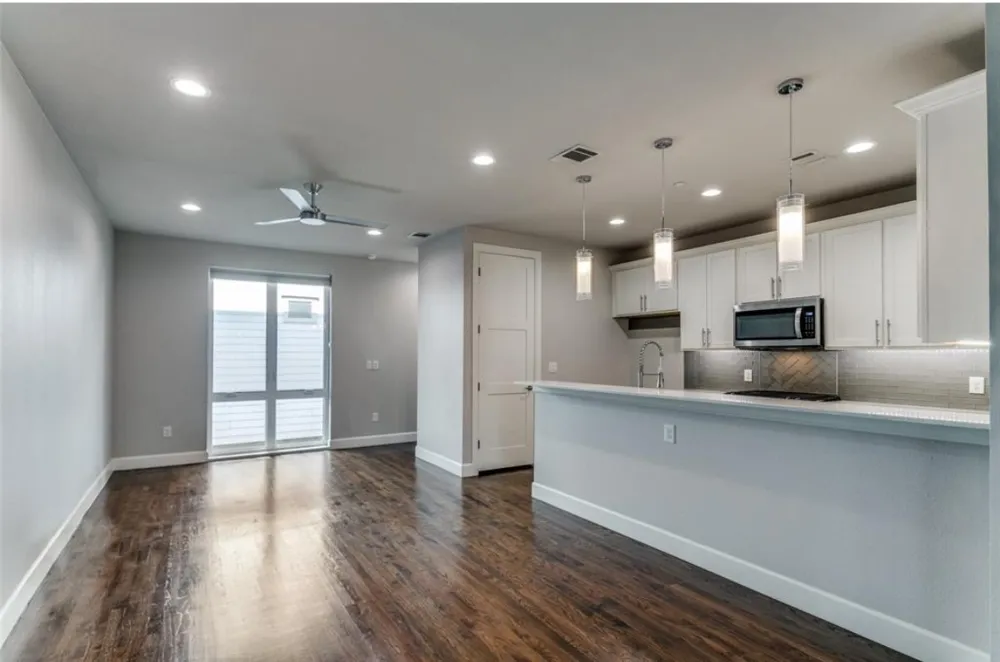 2016 Fitzhugh Avenue #104 Dallas, TX 75204